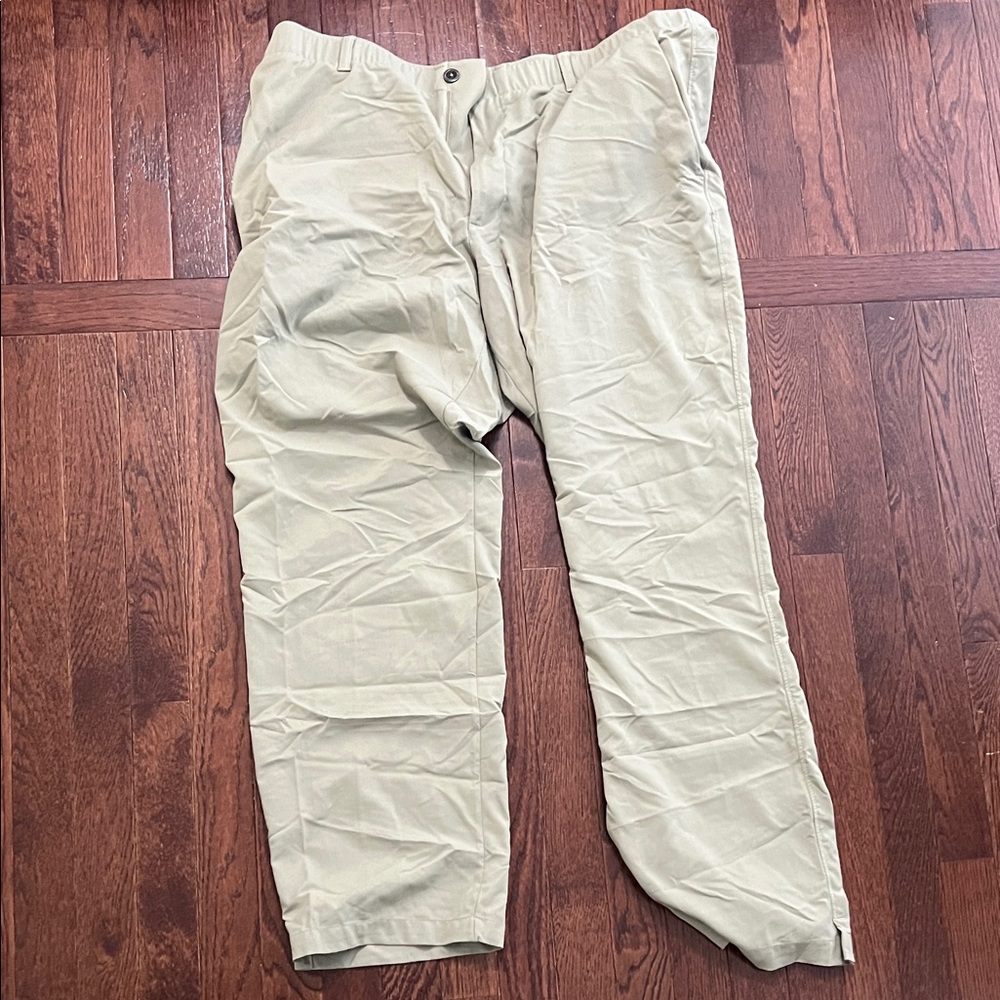 Under Armour Men's Khaki Elastic-Waist Stretch Golf Pants